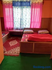 Salakha Homestay - Image 1
