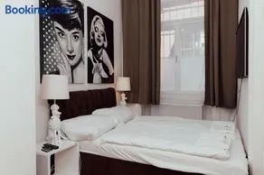 Modern stylish comfortable 2 bedroom apartment - Image 1