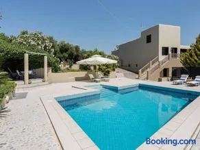 Luxe Villa Near Knossos Palace with Private Pool - Image 1