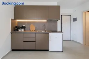 PJ Properties Studio in Sounio steps away from the beach - Image 4