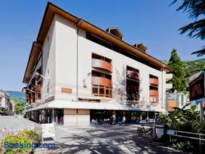 Appartement 4 pièces avec balcon, internet, parking au centre de Brides-les-Bains - Image 3
