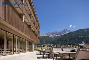 AVES Hotel Savognin - Image 2