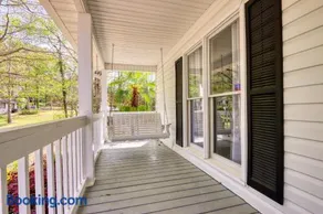 Lake Murray Retreat - Image 5