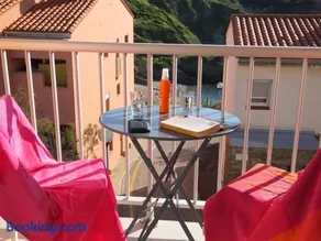 Collioure - Modern Beachside Apartment Joey - Image 3