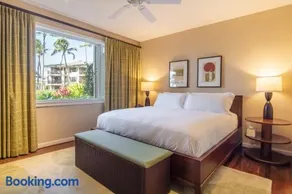 Glorious Beachfront High End Villa grass to sand - Image 2