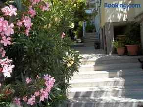 Lovrić Apartments - Image 3