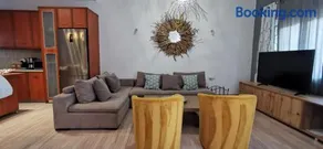 Alexandra's Home - Image 4