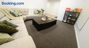 Family Home In Bridgewater - Bendigo - Image 1