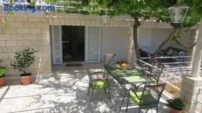 Beachfront Apartments Vala with a swimming pool - Image 3