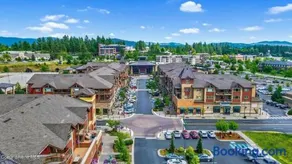 Riverstone Centro Del Villaggio - Image 3