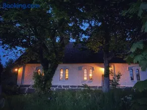 Gladeholm - Kivik - artist studio - Image 1