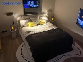 La Love Room - Balnéo - Garage Privé - Image 3