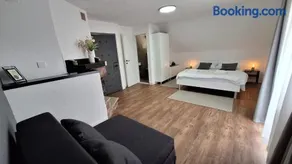 Apartments & rooms Velebit - Image 1