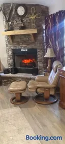 The Lake Cottage on the Peninsula - Image 3