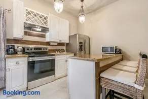 Helt ny 5BD rymlig lägenhet i NOLA - Image 1