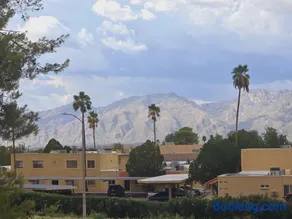 Mountain View Condo with Pool - Image 1