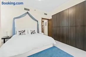 Great Gatsby's Home - Image 3