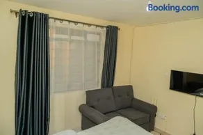 Safari Destination Homes - Image 5