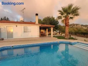 Peaceful Kallepia Villa with Private Pool & Mountain Views - Image 4