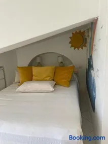 Marbnb Appartamenti Ponza Centro porto Appartamento Palma - Image 2