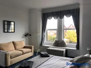 Apartments at 145 - Image 4