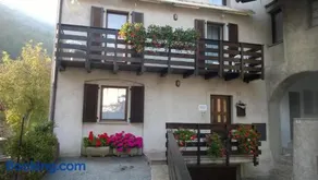 Mariva Holiday Home - Image 1