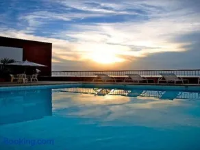 Sol Victoria Marina Lofts - Image 3