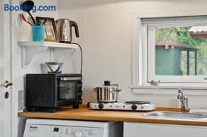Cozy Little Annex With A Sea View - Image 3