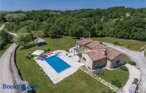 Awesome Home In Pazin - Image 1