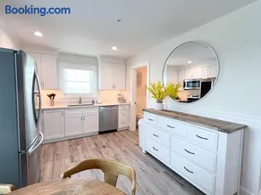 1008 King Suite, 1st Floor Serenity - Image 5