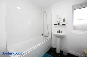 Terri's House - Image 5