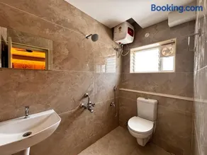 ADITI ROOMS - Image 5