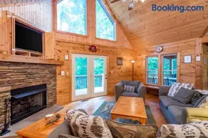 Wunderland Cabin - Image 3