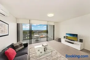 Incredible Waterview Apartment Neutral Bay G301 - Image 1