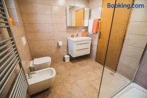 Apartma Rombon Brdo with Free Onsite Parking - Image 2