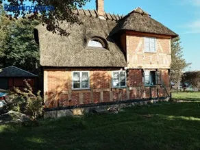 Historic Holiday Idyll Close To The Water - Image 4