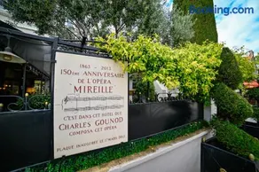 Hôtel Gounod, Saint-Rémy-de-Provence - Image 2