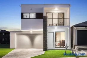 Austral Luxury 5Br Classic Model House - Image 1
