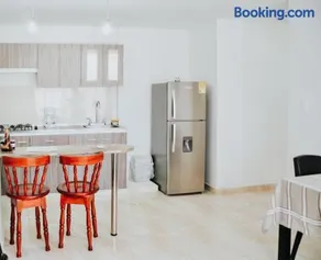 Bello Apartamento 2 alcobas y Parqueadero - Image 2