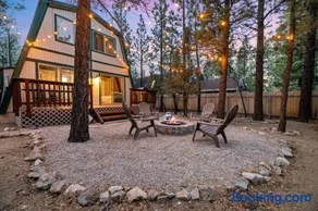 Big Bear Den - AC, Large Fenced Yard, Swing Set, Fire Pit - Image 3