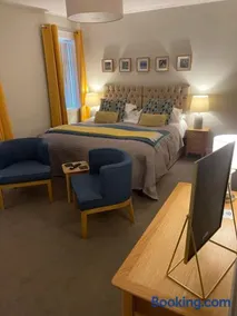 Horncliffe room only accommodation - Image 2