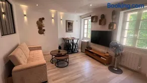 Appartement T2 en plein centre de Fréjus - Image 1