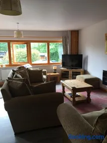 Woodview Lodge - Image 5