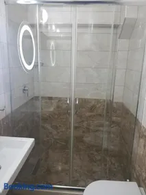 Bristol Hotel Tirana - Image 4