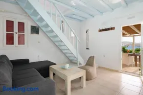 Agios Sostis Dove House - Image 2