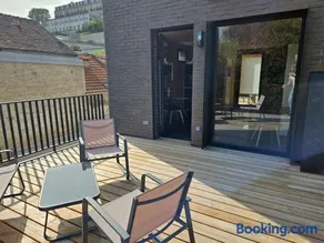 Studio indépendant avec terrasse - Image 1