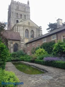 Tudor Cottage Tewkesbury - hidden treasure - Image 5