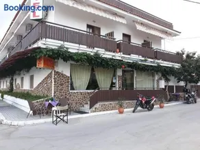Hotel Paralia - Image 1