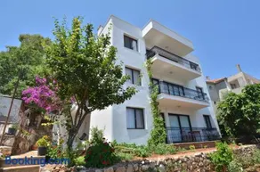 Mimas Garden Apartments - Image 5
