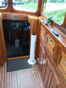 Deluxe romantic boat - Image 4